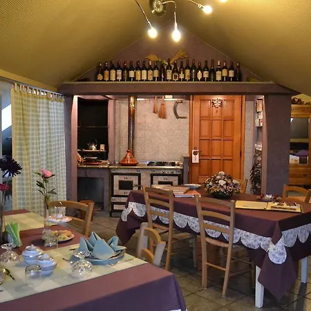 Bed & Breakfast Tre Foglie Di Pesco *